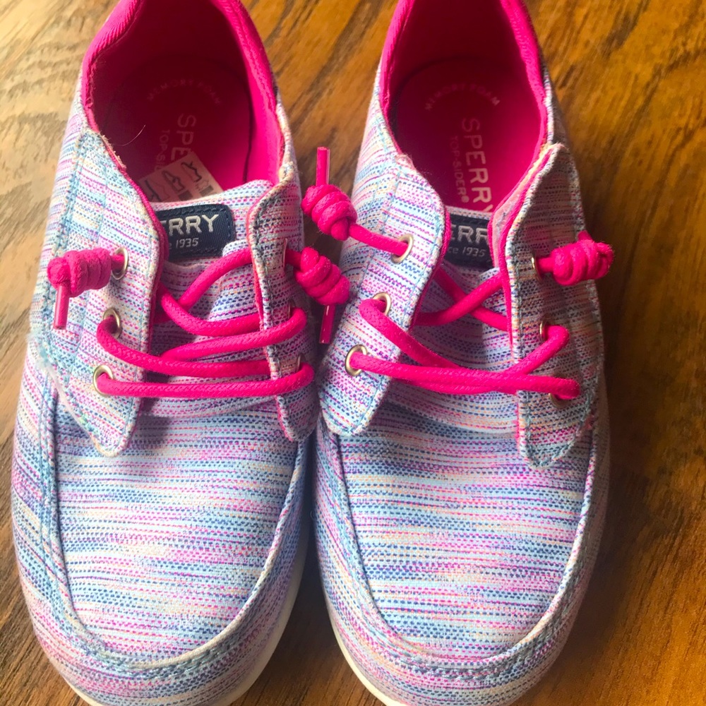 Girls Sperry shoes